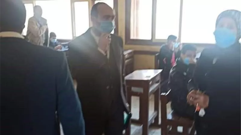 مدير عام ادارة قنا يواصل متابعة امتحانات الفصل الدراسى