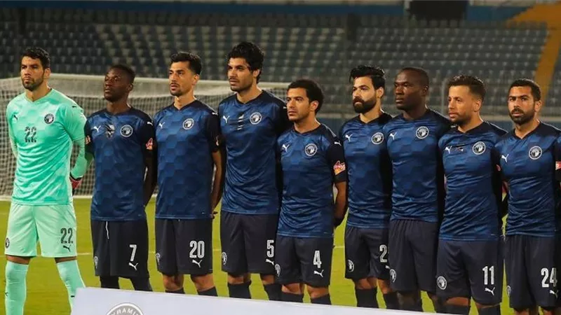 أزمة الشارة تضرب بيراميدز وتغريم عمر جابر .. تعرف على التفاصيل