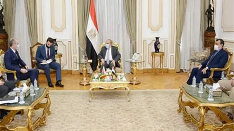 وزير الدولة للإنتاج الحربي يبحث مع سفير بيلاروسيا موضوعات التعاون المشترك