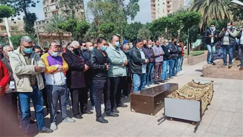 انتهاء مراسم تشيع جنازة احلام الجريتلى فى غياب نجوم الفن