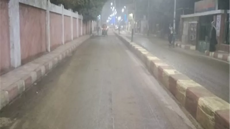 محافظ أسيوط: شن حملات لرفع المخلفات والقمامة بشوارع وميادين صدفا