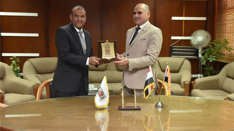 توقيع بروتوكول تعاون بين جامعة الأقصر والهيئة العامة لتعليم الكبار