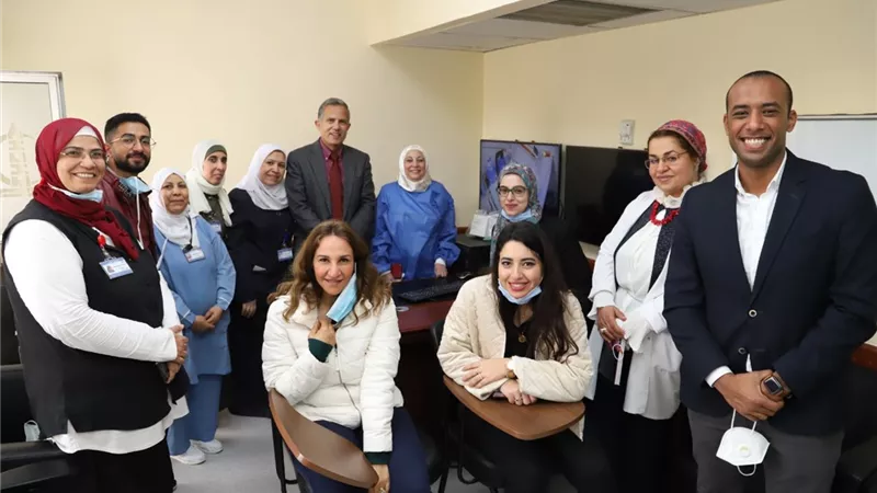 جامعة عين شمس توفر العلاج لأول طفل مصري يتلقى دواء بقيمة 34 مليون جنيه