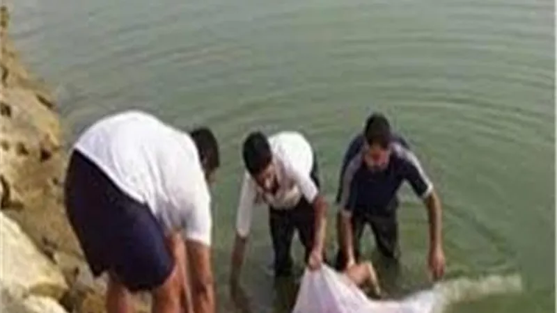 انتشال جثة شاب طافية في الدقهلية