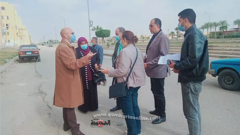 وكيل وزارة الصحة بالشرقية يتابع فاعليات اليوم الثاني لحملة التطعيم ضد مرض شلل الأطفال بالعاشر