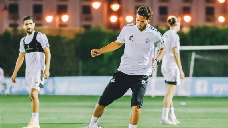 رمضان صبحى يقود تشكيل بيراميدز امام المصرى بالدورى