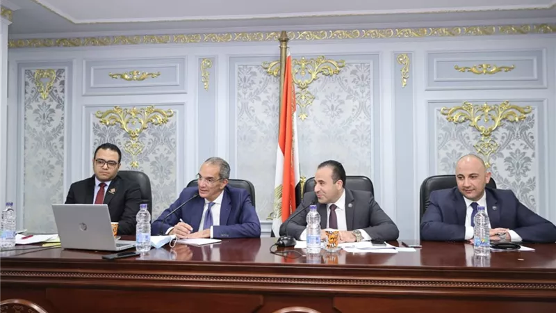 الاتصالات : 5.5 مليار جنيه استثمارات خلال ٢٠٢١ لرفع كفاءة الانترنت