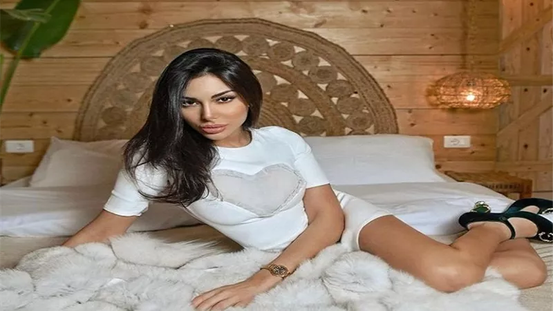 شاهد .. إطلالة مثيرة للفنانة هبه داغر عبر إنستجرام