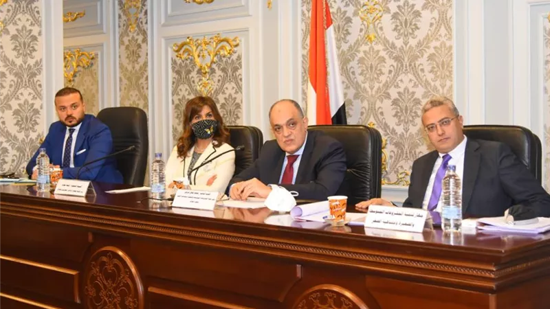 الشرطة الهولندية تفرض 7 الاف غرامة بسبب انتهاك حظر التجول