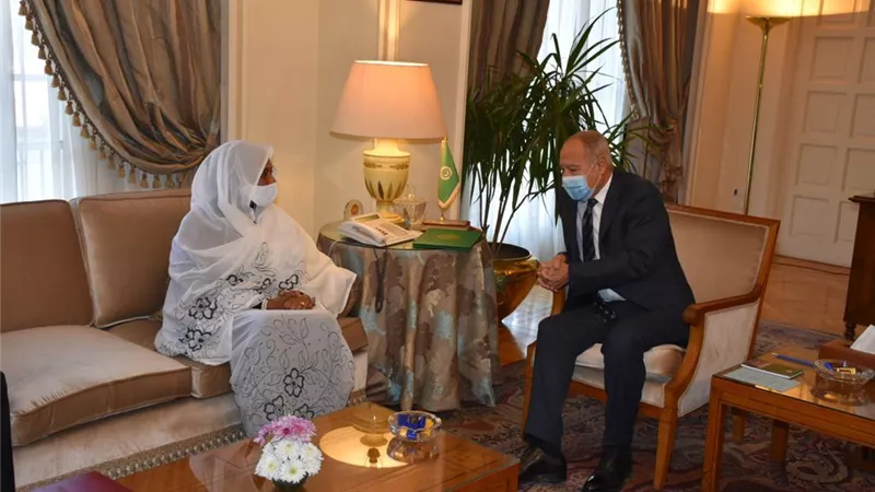 أبو الغيط يبحث مع مريم الصادق المهدي الدعم العربي لعملية الانتقال في السودان