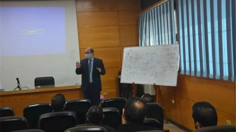 دورات تدريبية لتعزز الوعى الامنى لدي العاملين بمطار القاهرة