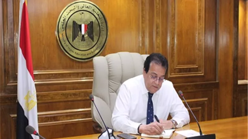وزير التعليم العالى: دعم 506 مشروع تخرج بـ 25 مليون جنيه هذا العام