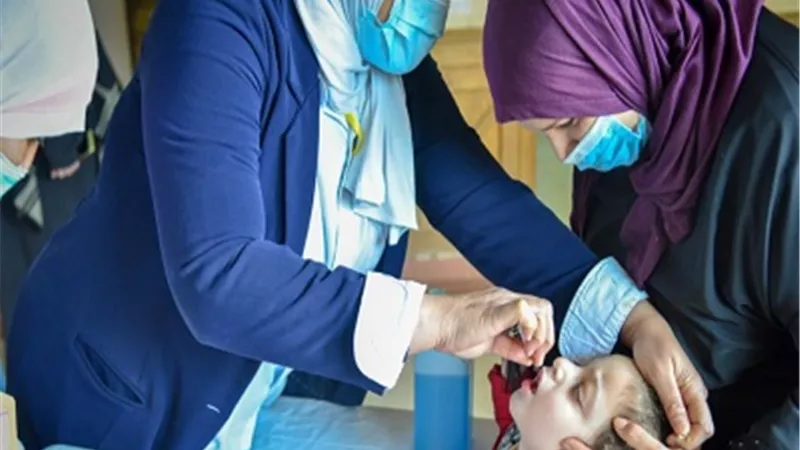 الصحة تعلن مد فترة الحملة القومية للتطعيم ضد شلل الأطفال حتى الغد