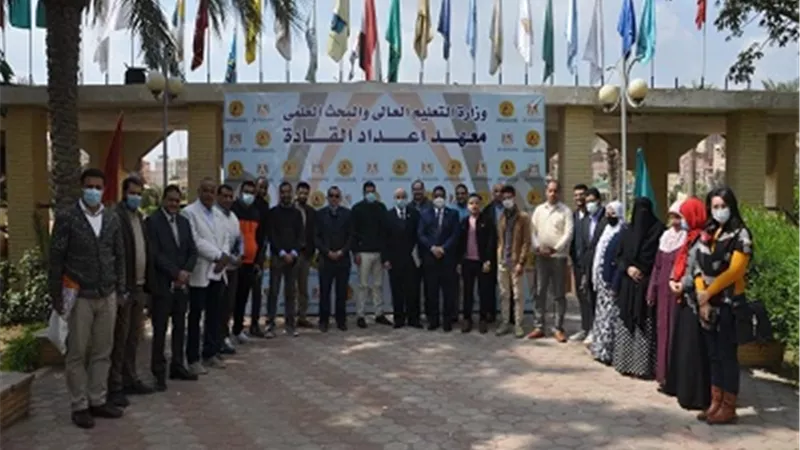 وزير التعليم العالي يتلقى تقريرًا حول تنظيم دورات تدريبية لأعضاء البعثات العلمية من الجامعات