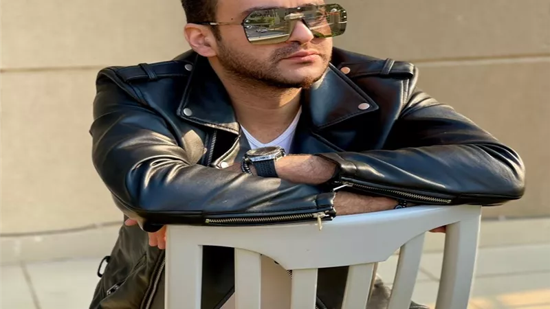 بإطلالة كاجوال.. كريم أسامة يتألق بصورة جديدة عبر إنستجرام
