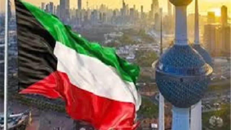 الكويت تفرض حظر تجول جزئيا وتمدد منع دخول غير الكويتيين حتى إشعار آخر