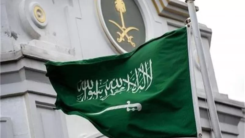 السعودية تتهم إيران بعزمها امتلاك أسلحة نووية