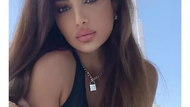 شاهد .. شيراز تبهر متابعيها بأحدث إطلالتها ..صور