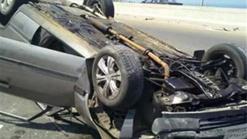 إنقلاب سيارة ملاكي وإصابة مواطن بطريق مدينة طور سيناء