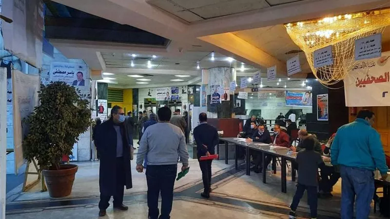 الصحفيين تفتح باب التسجيل في عموميتها العادية لاختيار نقيب و6 أعضاء