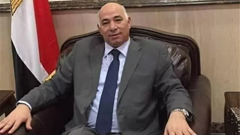 مصرع شخص وإصابة اخر في انهيار حائط منزل بمركز القوصية