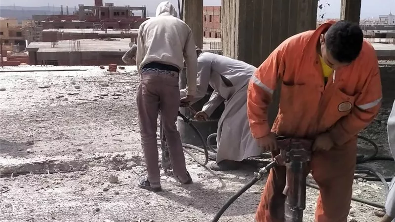 رئيس جهاز القاهرة الجديدة: تنفيذ حملات لإزالة التعديات وضبط المخالفات بعدة مناطق