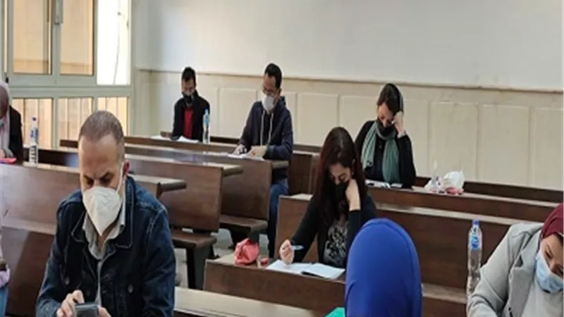 وكيل تجارة عين شمس تتفقد امتحانات الدراسات العليا