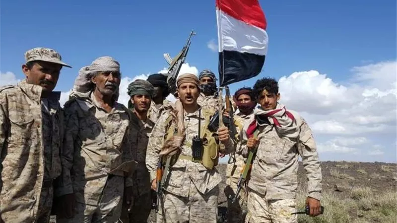 مقتل 70 عنصرا حوثيا فى مواجهات مع الجيش اليمنى بجبهة تعز