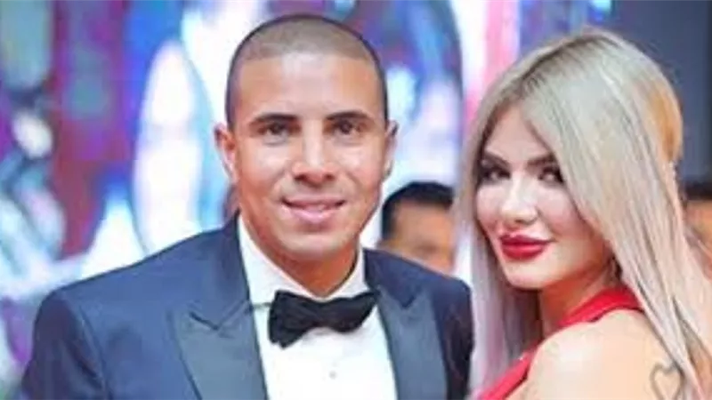 محمد زيدان وزوجته يخطفان الأنظار بـ