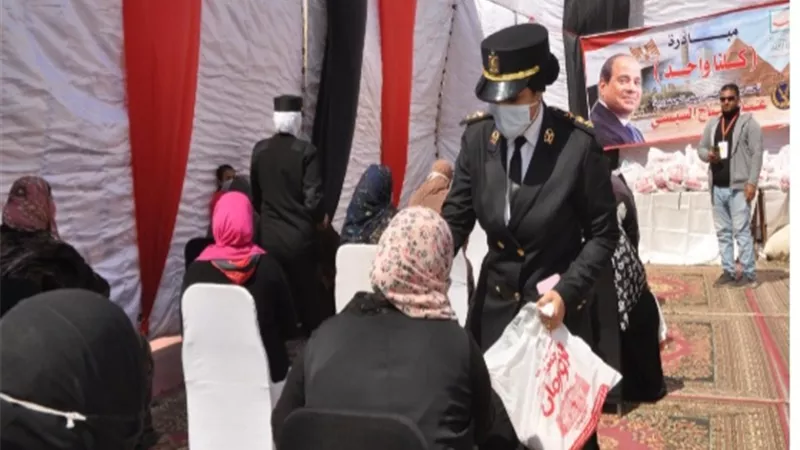 قوافل الداخلية الخدمية والإنسانية تجوب حى الأسمرات فى إطار المبادرة الرئاسية 