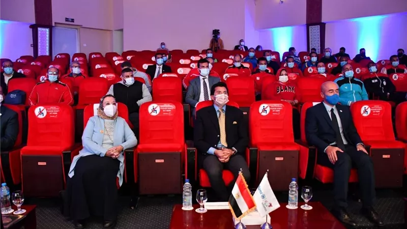 تكريم 50 بطل مصري .. وزير الرياضة يشهد احتفالية اللجنة البارالمبية