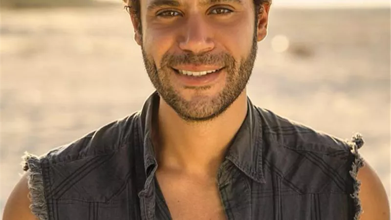 شاهد.. محمد إمام يستبدل بروفايل الفيس بصورة مسلسل ( النمر )