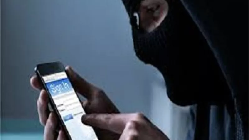 تطبيق خطير على الهاتف يسرق بياناتك.. تعرف عليه