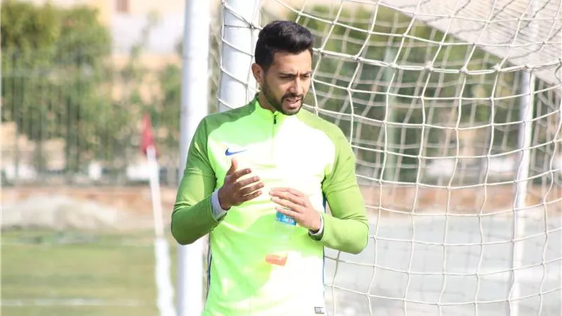 حارس الأهلي السابق: لو عاد بى الزمن كنت سأرحل.. ولم اتقبل اللعب للزمالك