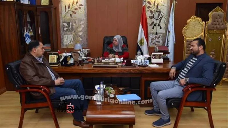 نائب محافظ مطروح تبحث توصيل البنية التحتية بمطروح