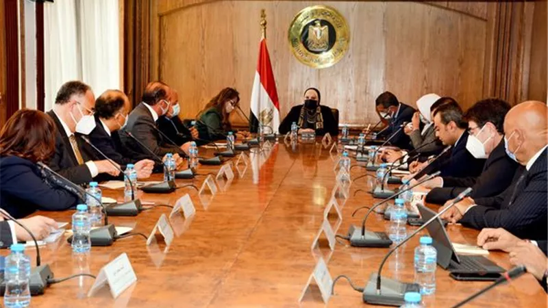 جامع: البرنامج الجديد يستهدف تعميق الصناعة الوطنية وتنمية الصعيد والمناطق الحدودية