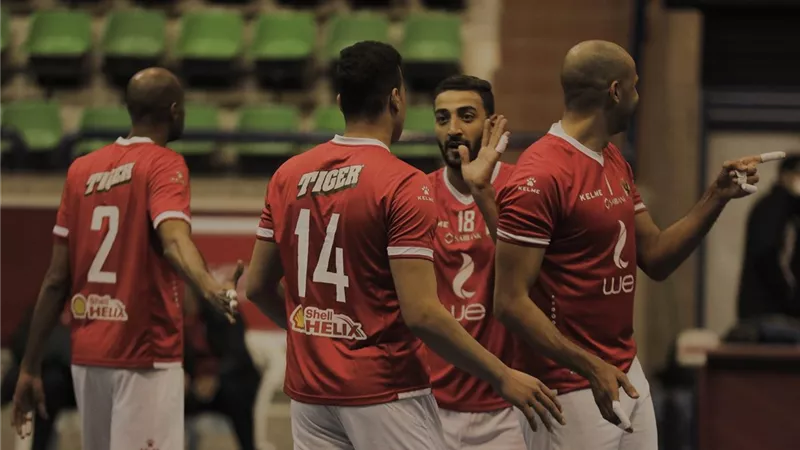 رجال طائرة الأهلي يلتقي الطيران في الدوري اليوم