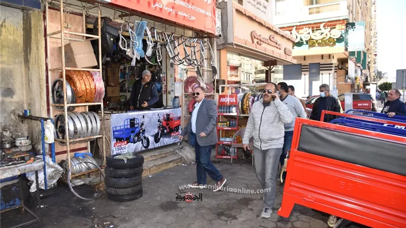 سكرتير عام مطروح يقود حمله لازالت الاشغالات بمدينة مرسي مطروح