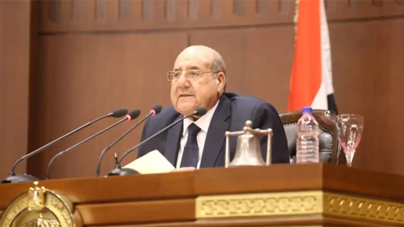 رئيس مجلس الشيوخ يهني الفائزين فى انتخابات اللجان.. ويرفع الجلسة حتى 21 مارس