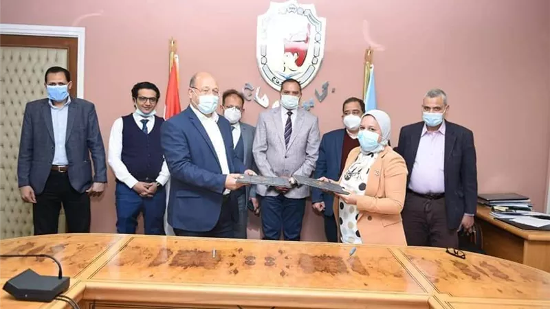 توقيع بروتوكول تعاون بين جامعة سوهاج ومديرية الصحة والسكان