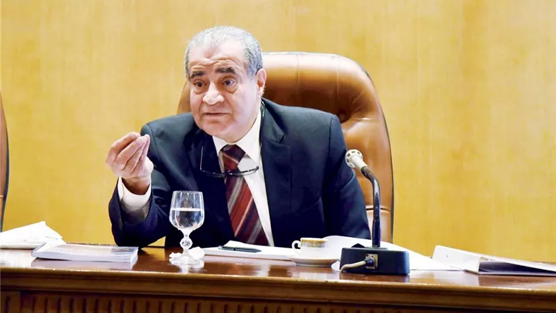 بتوجيهات من المصيلحي: حملات المنافذ التموينية للتأكد من صرف الدعم لمستحقيه