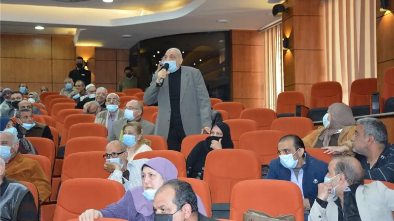 حوار مجتمعى بين المحافظ وأصحاب عمارات الجلاء بالمنصورة