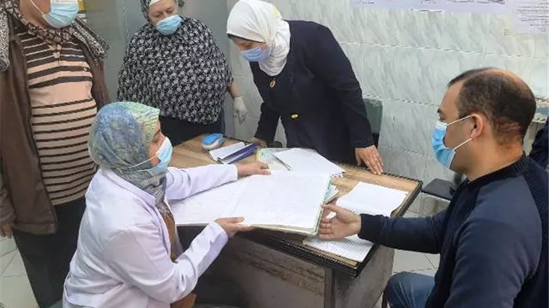 التحقيق مع 8 من العاملين بالوحدات الصحية فى دمياط 
