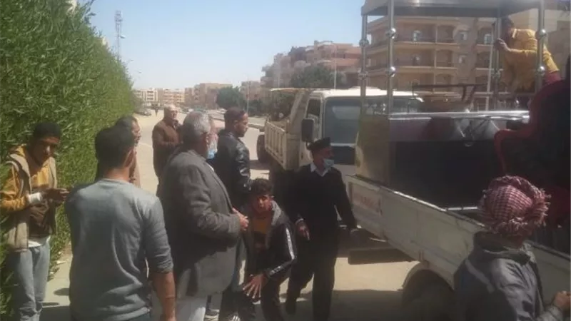 جهاز بدر يحرر 18 محضرويضبط 6 تكاتك فى حملة مكبرة بالتعاون مع شرطة المرافق.. بالصور