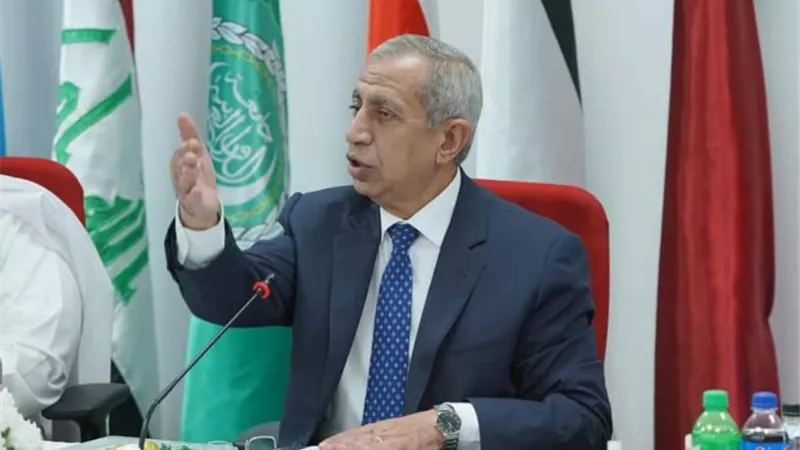 رئيس الأكاديمية العربية يترأس الإجتماع التحضيري لمؤتمر الأعمال الدولية وريادة الأعمال بسلطنة عمان