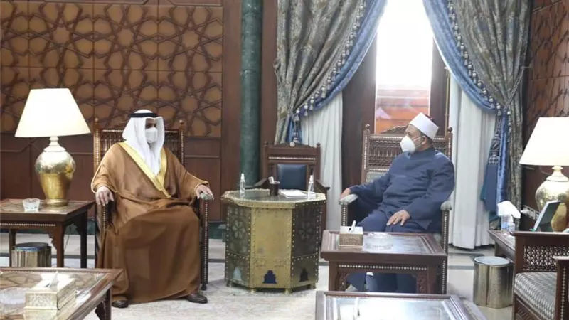 الإمام الأكبر د.احمد الطيب يستقبل سفير الامارات