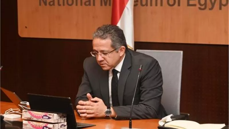العناني: نجاح مصر في الحد من انتشار فيروس كورونا جعلها تتصدر الوجهات السياحية العالمية