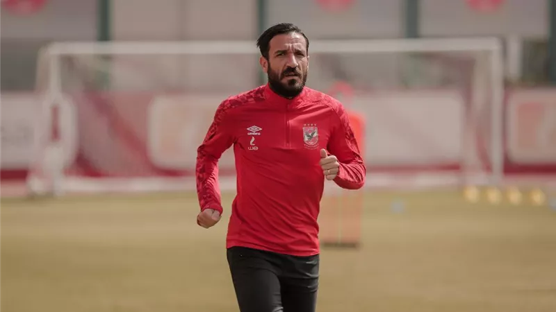 نبأ سار لجماهير الاهلى بشأن على معلول