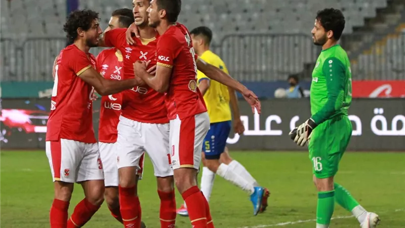 الإسماعيلي يهاجم حكم مباراة الاهلى.. ويطالب موسيمانى بالاعتذار