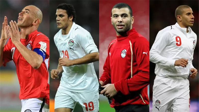 الكاف يطرح إستفتاء على أفضل مهاجم لمنتخب الفراعنة